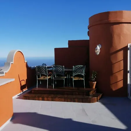 A Peaceful Getaway With Ocean View And Terrace Apartment